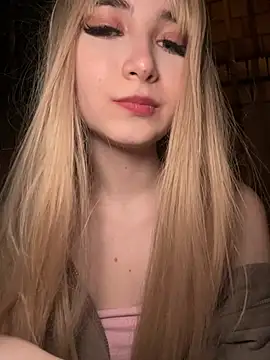 MarlboroWeb XXX чат на живо