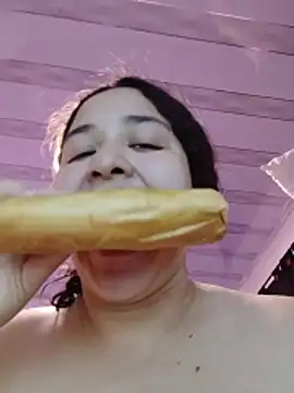 XXX chat uživo modela Liancy