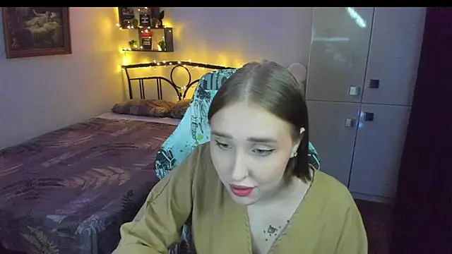 CrazyBitchInLace Live XXX-chat