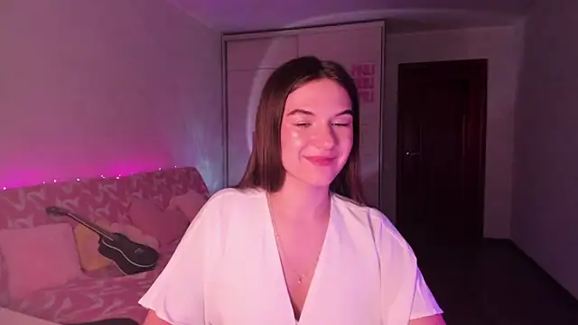luna_lust_212 Adlı Modelin Canlı XXX Sohbeti
