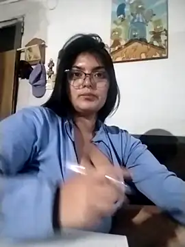 YouladyVidal XXX чат на живо