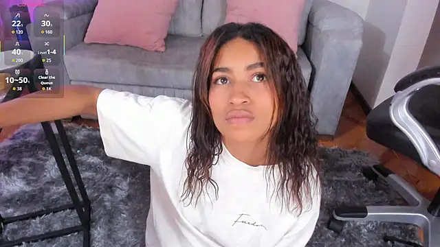 XXX chat uživo modela MoonRose__