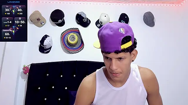 theo_bigcock_ live XXX chat