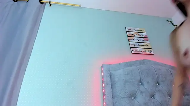Živý XXX chat SHARONBLAKE2