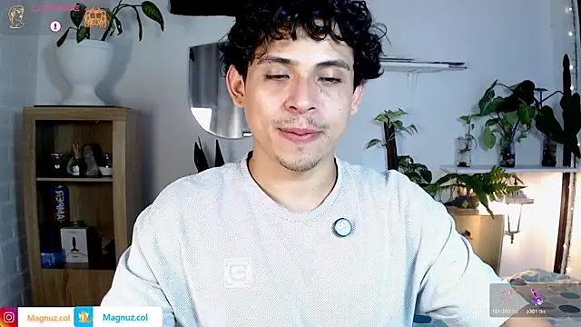 Chat +18 de Magnuz_Col ao vivo