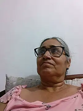Chat +18 de _candi ao vivo