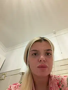 Irish_BarbieMilfxのライブXXXチャット