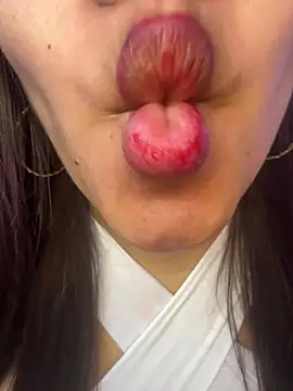 krishaa_ live XXX chat