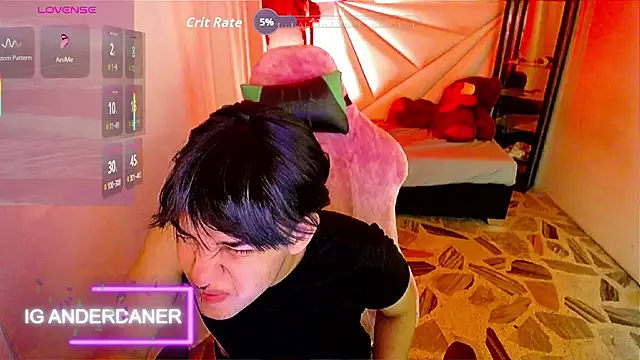 Chat +18 de Top_and_bottom ao vivo