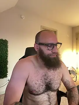 MastaWolfy live XXX chat