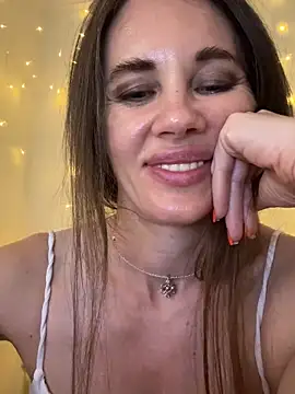 LucieMack – Naživo XXX chat