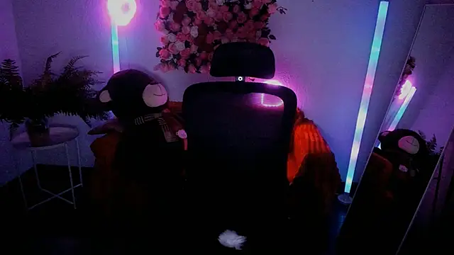 Elainebeness Live XXX-Chat
