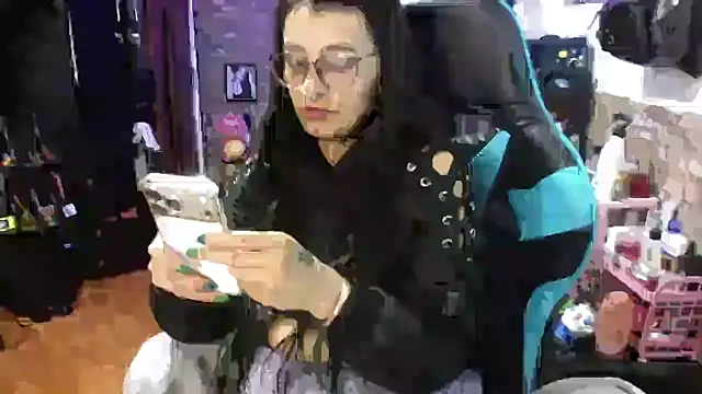 AngelaQueen_のライブXXXチャット