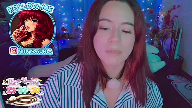 _niiky live XXX chat