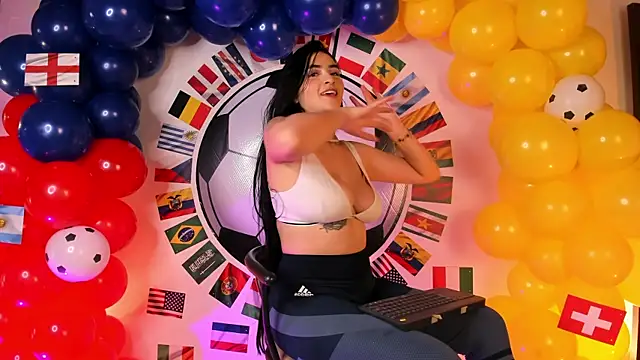 צ'אט XXX בשידור חי של miel_gomez