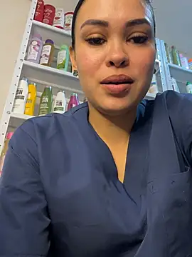 Chat XXX en directo de FOX_LATINA