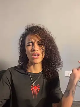 SeleneMous live XXX chat