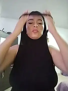 hailey85 XXX чат на живо