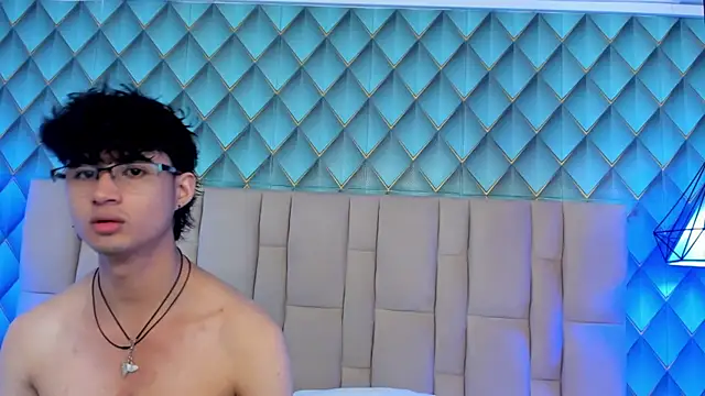 Živý XXX chat Sofia-Ethan