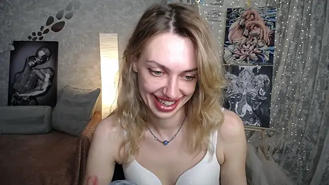 NickyAdamidi – Naživo XXX chat