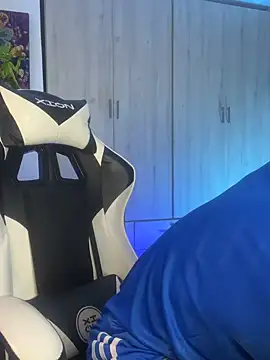 Živý XXX chat Saimonvela
