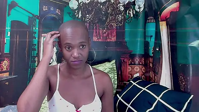 Chat +18 de EbonyOlive69 ao vivo