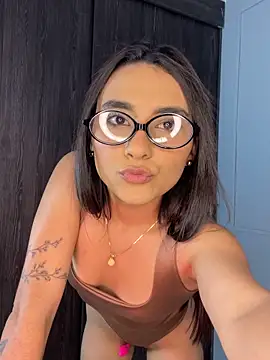 Czat XXX na żywo – Zafira_Montiel