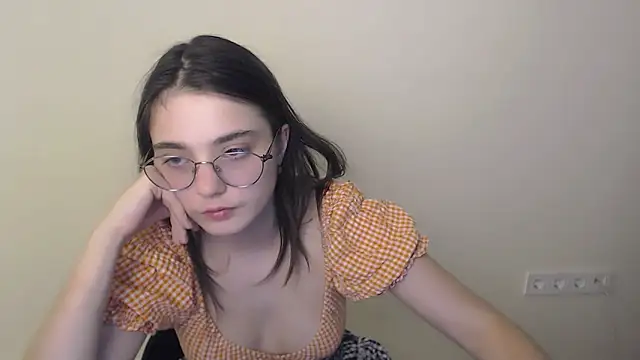XXX chat uživo modela Sun_Shine__