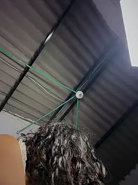 XXX chat uživo modela Simone_Miller