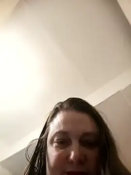 HotHornyEmmaX Live XXX-chat