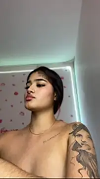 charlotte_9999 XXX чат на живо