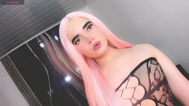 Lana_Ride_ Chat XXX in diretta