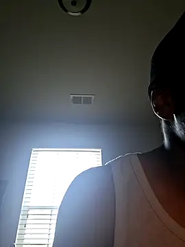 bigboytoy912's Live XXX Chat