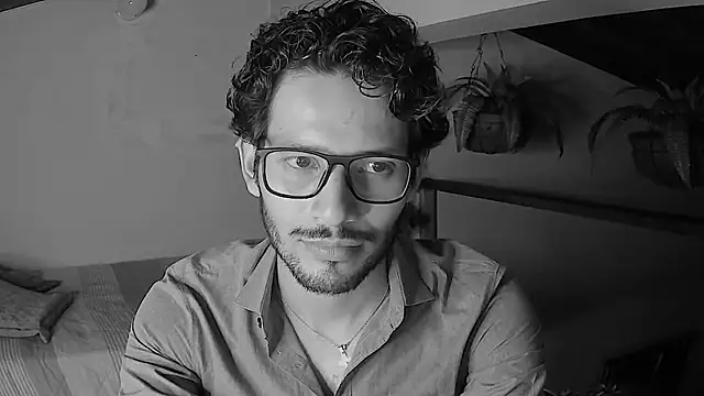 Nicholasrodrii Live XXX-Chat