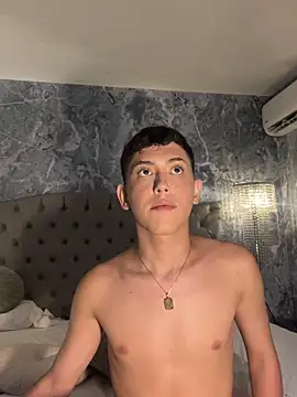 Iam_Caami_ – Live XXX-chat