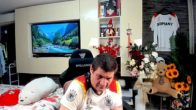 Chatroom XXX en direct de SpartacusDaddy48