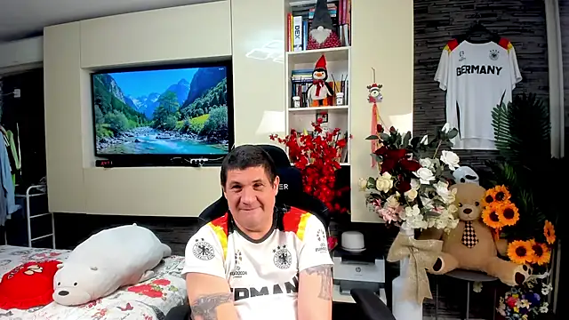 Chat +18 de SpartacusDaddy48 ao vivo