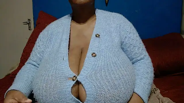 CUTEFIRMMELONSS Live XXX-Chat