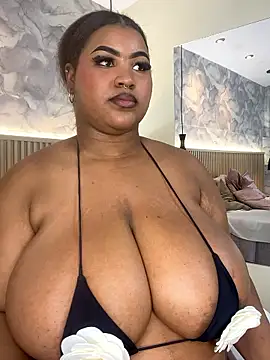 Chat XXX ao vivo de AinaraJimenez