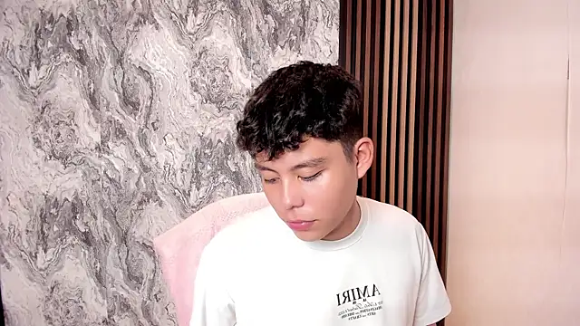 Chat +18 de Nathanbelll ao vivo