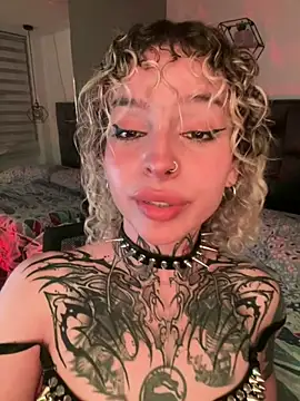 Bonnie_vega Adlı Modelin Canlı XXX Sohbeti