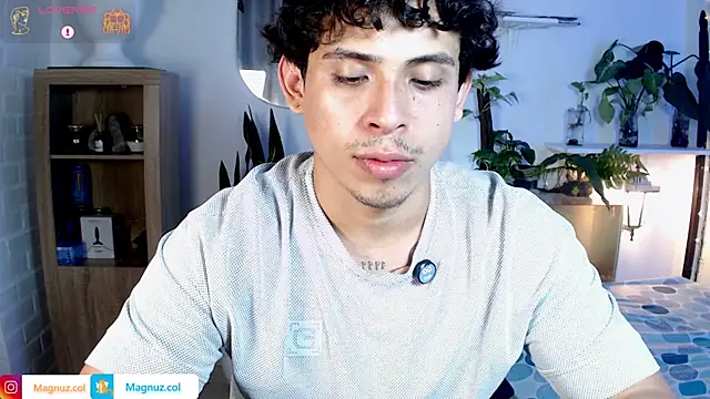 Živý XXX chat Magnuz_Col