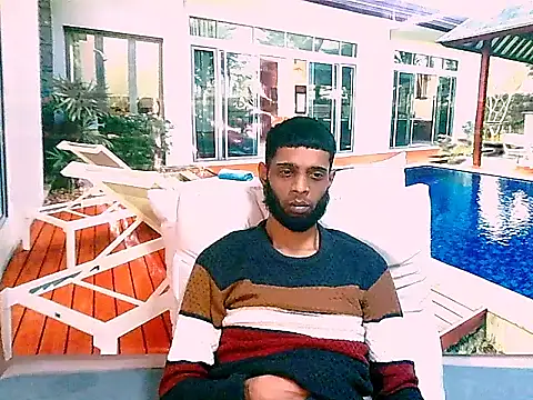 Chat +18 de CharmingIndian1 ao vivo