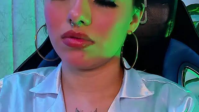 isabella_hv 现场XXX聊天