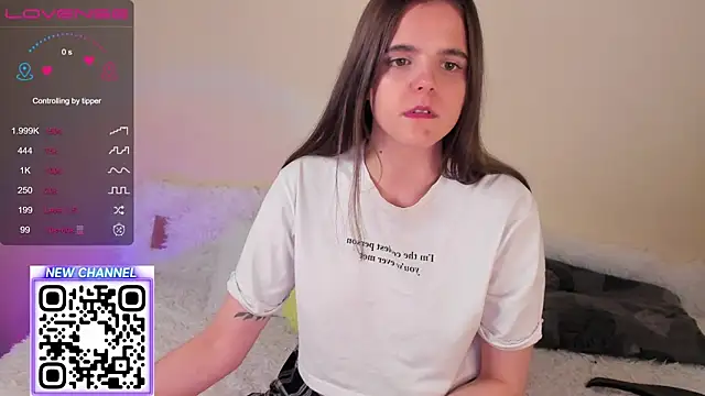 Chat +18 de Ema_X_Love ao vivo