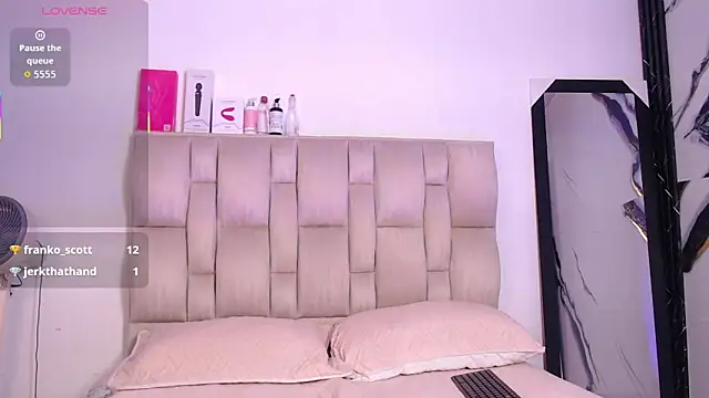 esmeralda-bk Live XXX-Chat