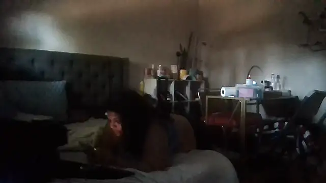 1n0nlythroat's Live XXX Chat