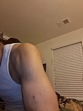 bigboytoy912 – webcam-show