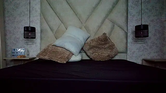AmbarRaj élő XXX-chatje