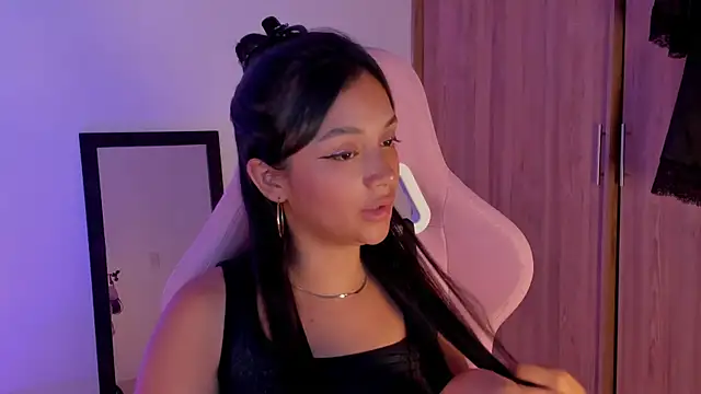 MelanyOconner's Live XXX Chat
